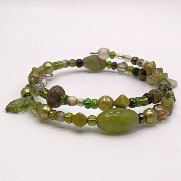 Vintage Spiral Wrap Bracelet with Multiple Shades and Shapes of Green Glass Bead - Picture 6 of 6